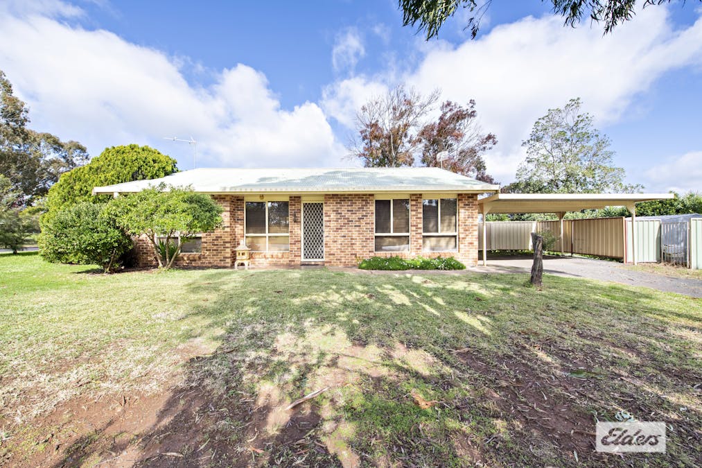7 Lindsay Place, Dubbo, NSW, 2830 - Image 1