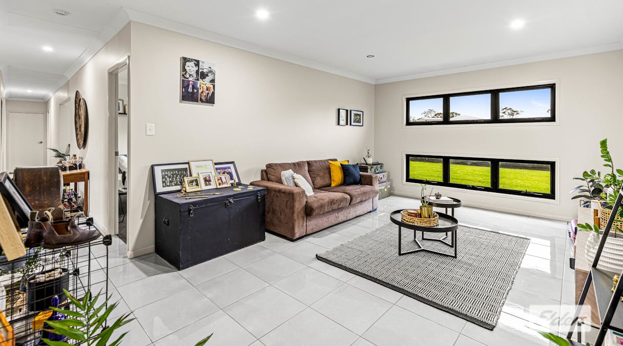 9 Zeller Avenue, Preston, QLD, 4352 - Image 11