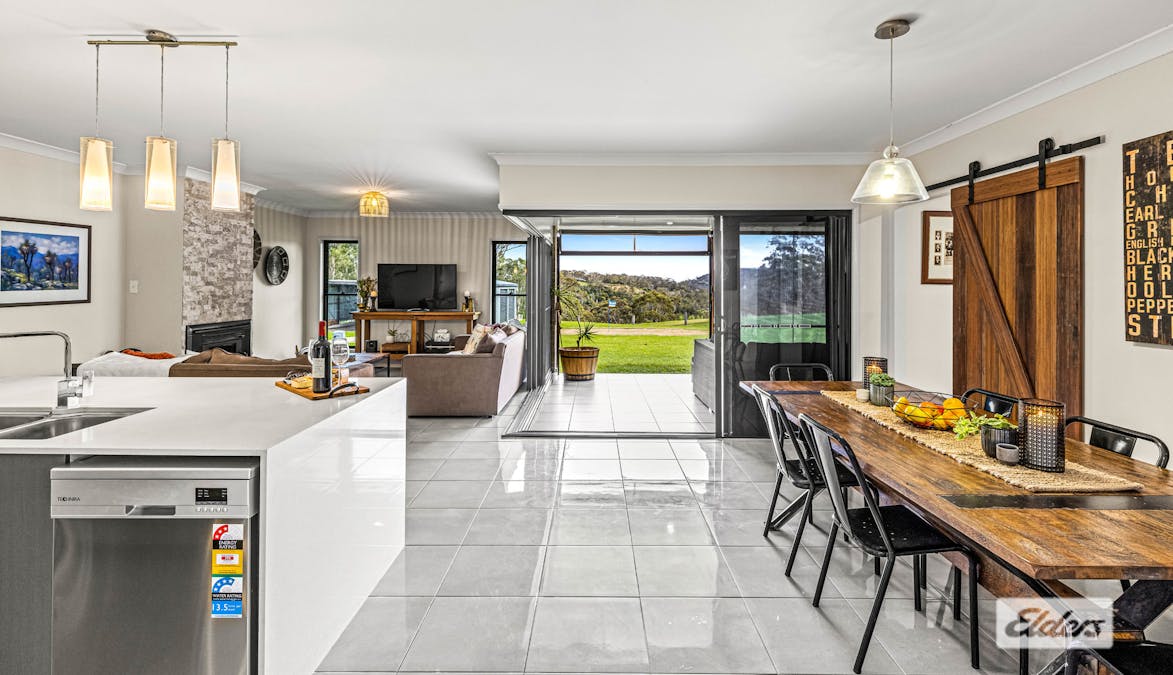 9 Zeller Avenue, Preston, QLD, 4352 - Image 7