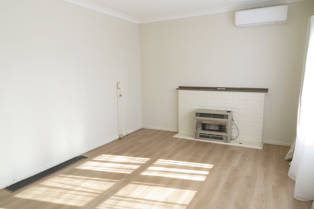 8 Mckenzie Place, West Bathurst, NSW, 2795 - Image 6