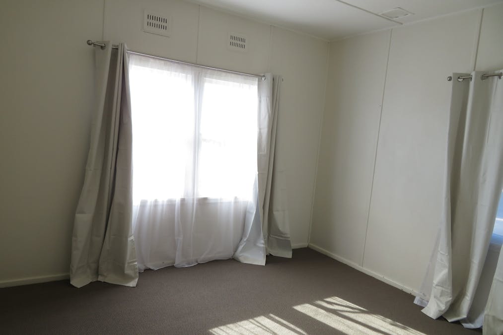 8 Mckenzie Place, West Bathurst, NSW, 2795 - Image 9
