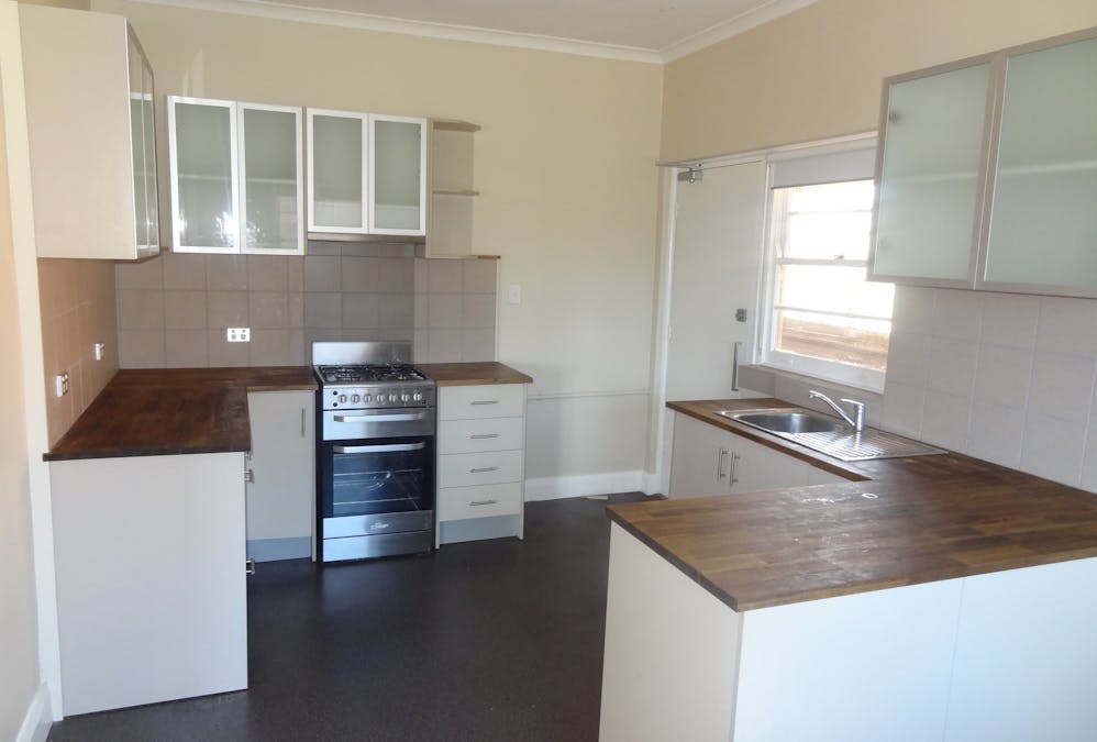 4/106 Rocket Street, Bathurst, NSW, 2795 - Image 3