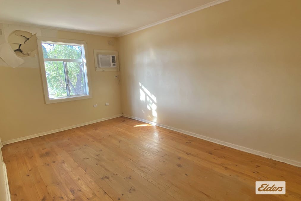 39 Dennis Street, Whyalla Stuart, SA, 5608 - Image 2