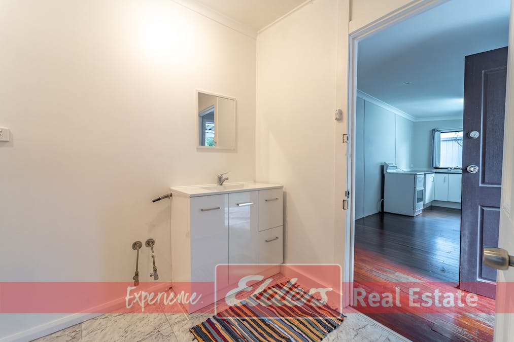 10 Pollard Way, Warnbro, WA, 6169 - Image 17