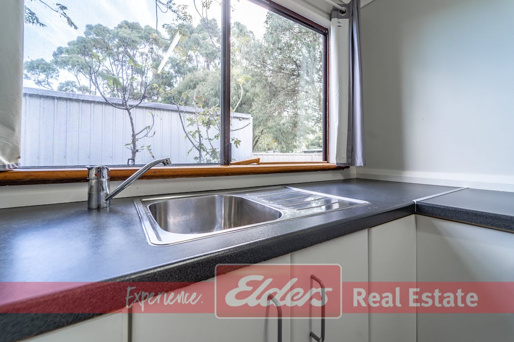 10 Pollard Way, Warnbro, WA, 6169 - Image 16