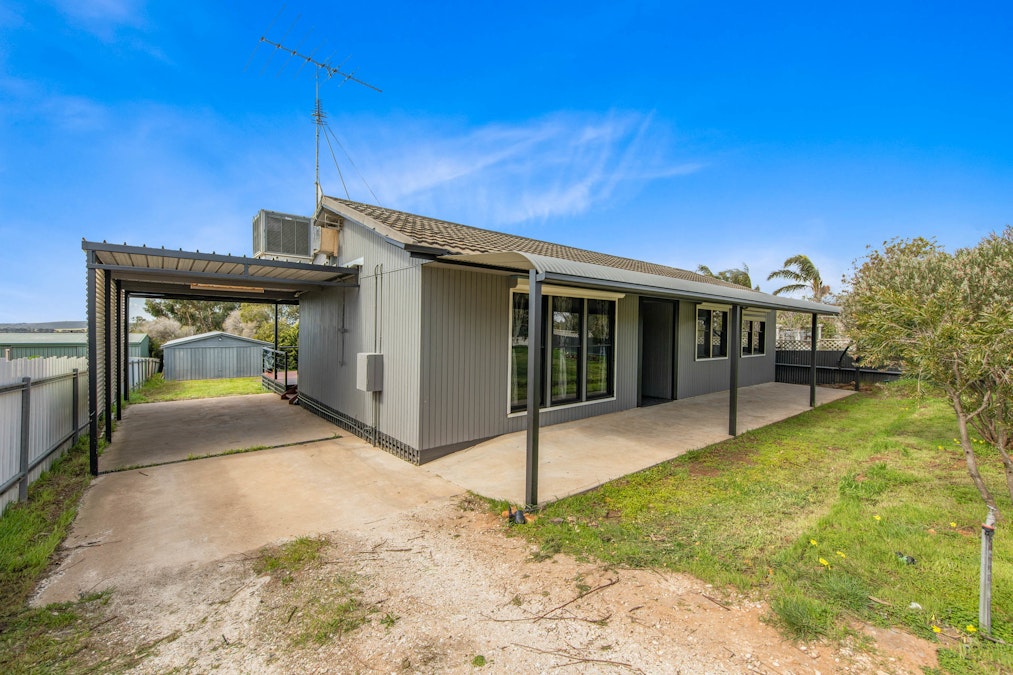 4 Treloar Avenue, Truro, SA, 5356 - Image 2