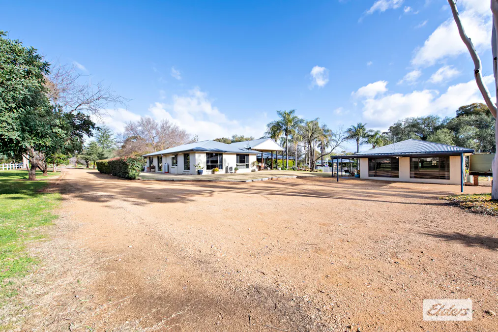 4 Bushland Drive, Dubbo, NSW, 2830 - Image 25