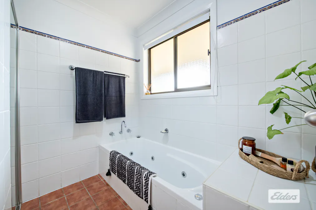 4 Bushland Drive, Dubbo, NSW, 2830 - Image 13