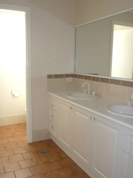 1/2 Keefe Close, Windradyne, NSW, 2795 - Image 6