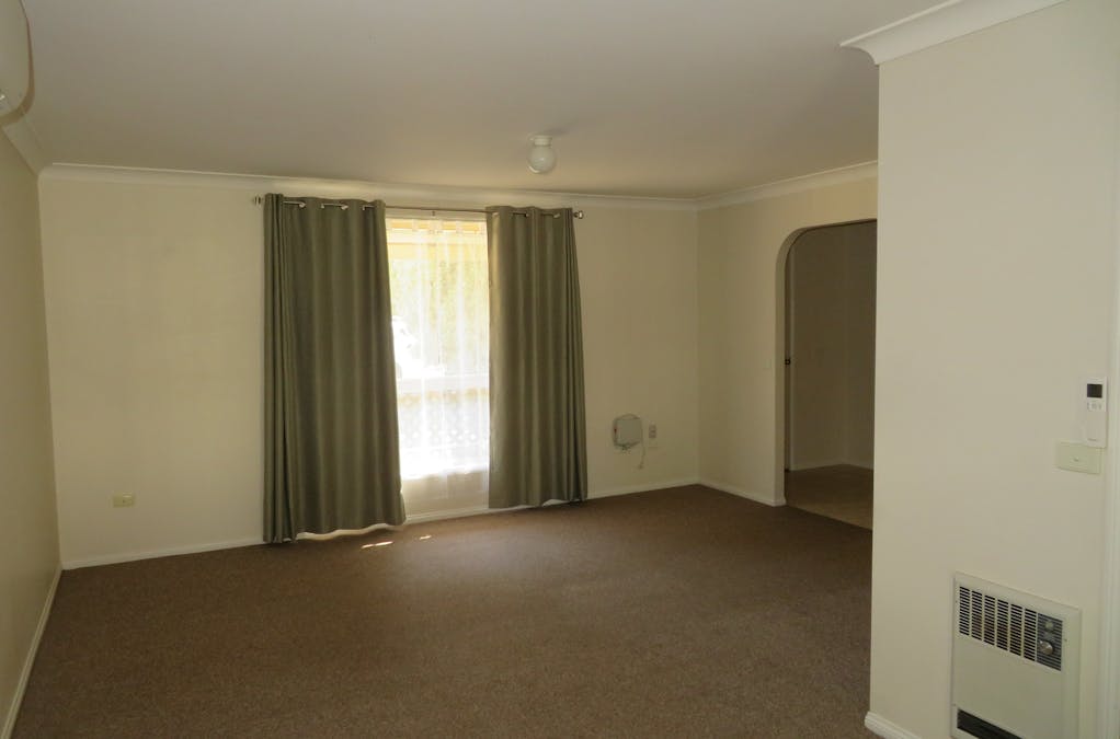 3 Elliot Close, Bathurst, NSW, 2795 - Image 3