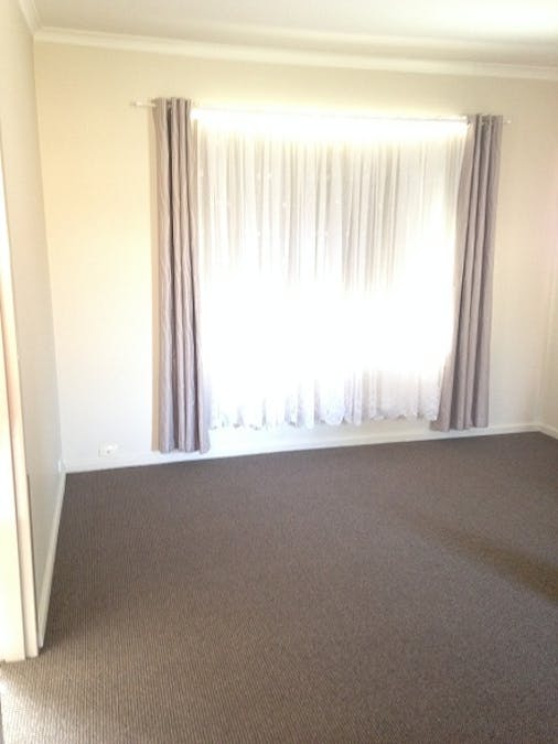 1/128 Stewart Street, Bathurst, NSW, 2795 - Image 2