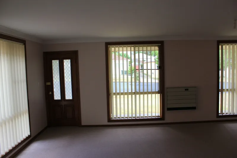 220 Havannah Street — photo 2 of 10