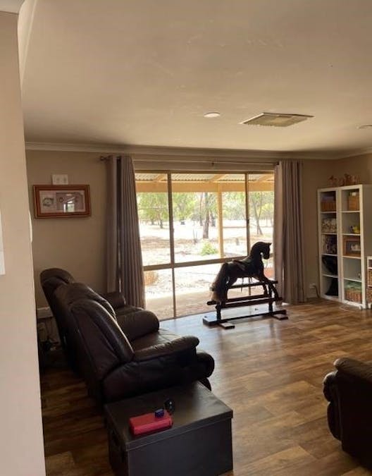 27 Bland Road, York, WA, 6302 - Image 2