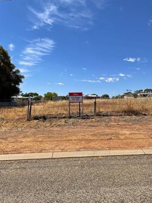 81 Henry Road, York, WA, 6302 - Image 1
