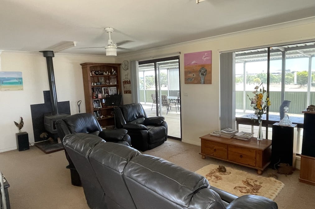 440 Caroling-Bally Bally Road, Beverley, WA, 6304 - Image 10