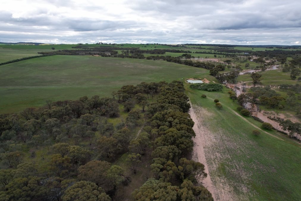 440 Caroling-Bally Bally Road, Beverley, WA, 6304 - Image 3