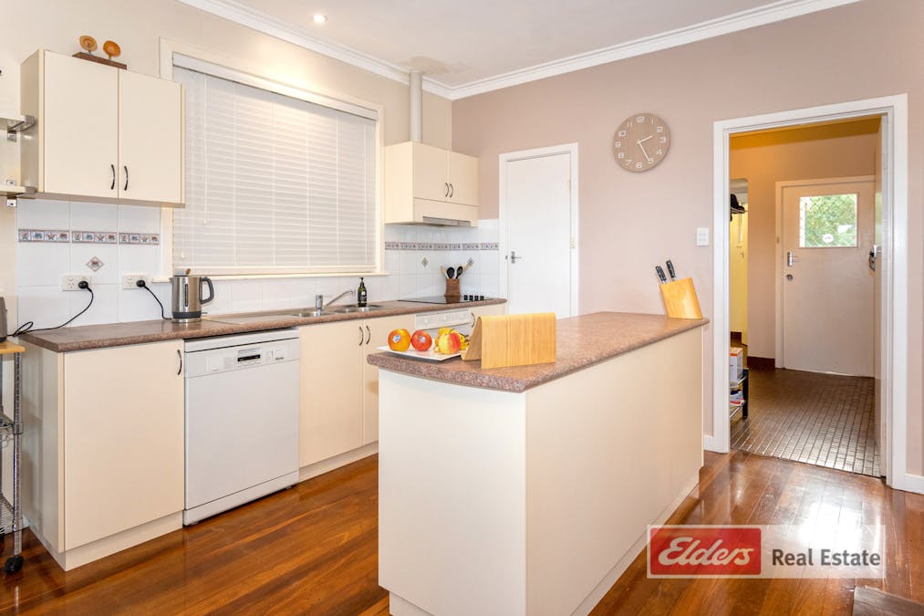 6 Bedwell Street, Emu Point, WA, 6330 - Image 10