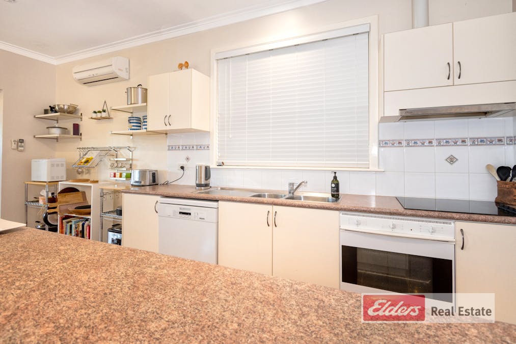 6 Bedwell Street, Emu Point, WA, 6330 - Image 11
