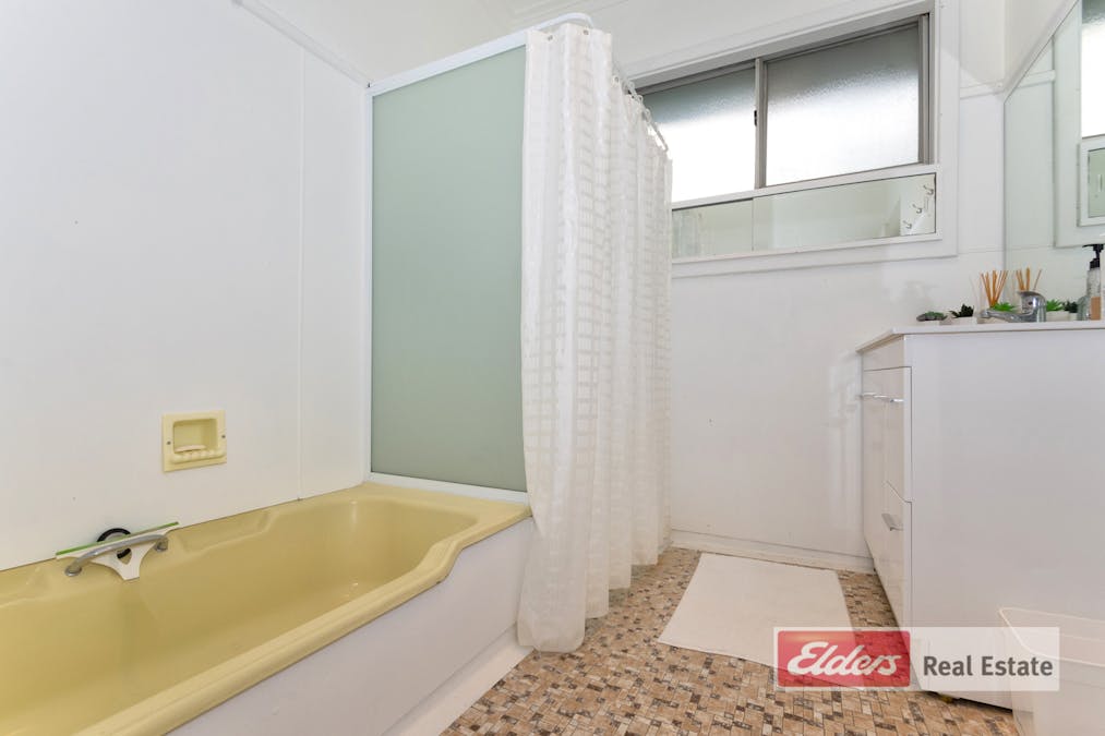 6 Bedwell Street, Emu Point, WA, 6330 - Image 19