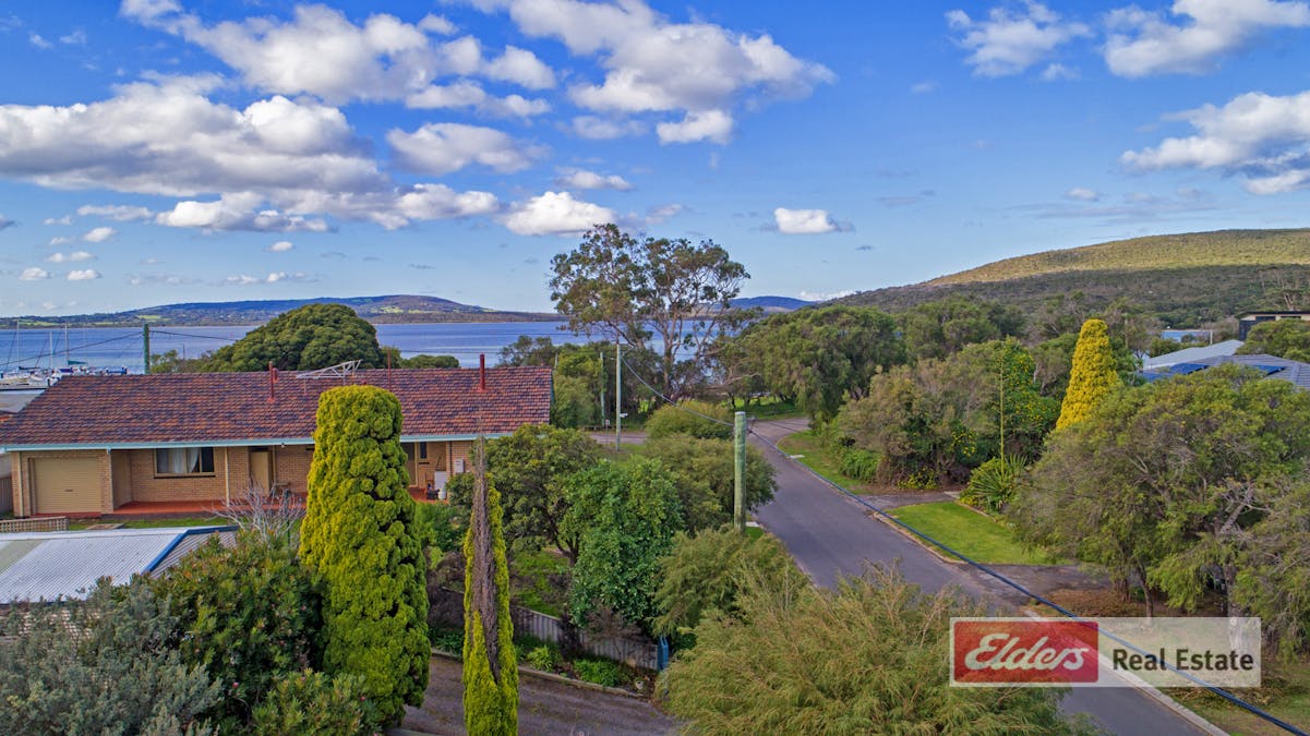 6 Bedwell Street, Emu Point, WA, 6330 - Image 25