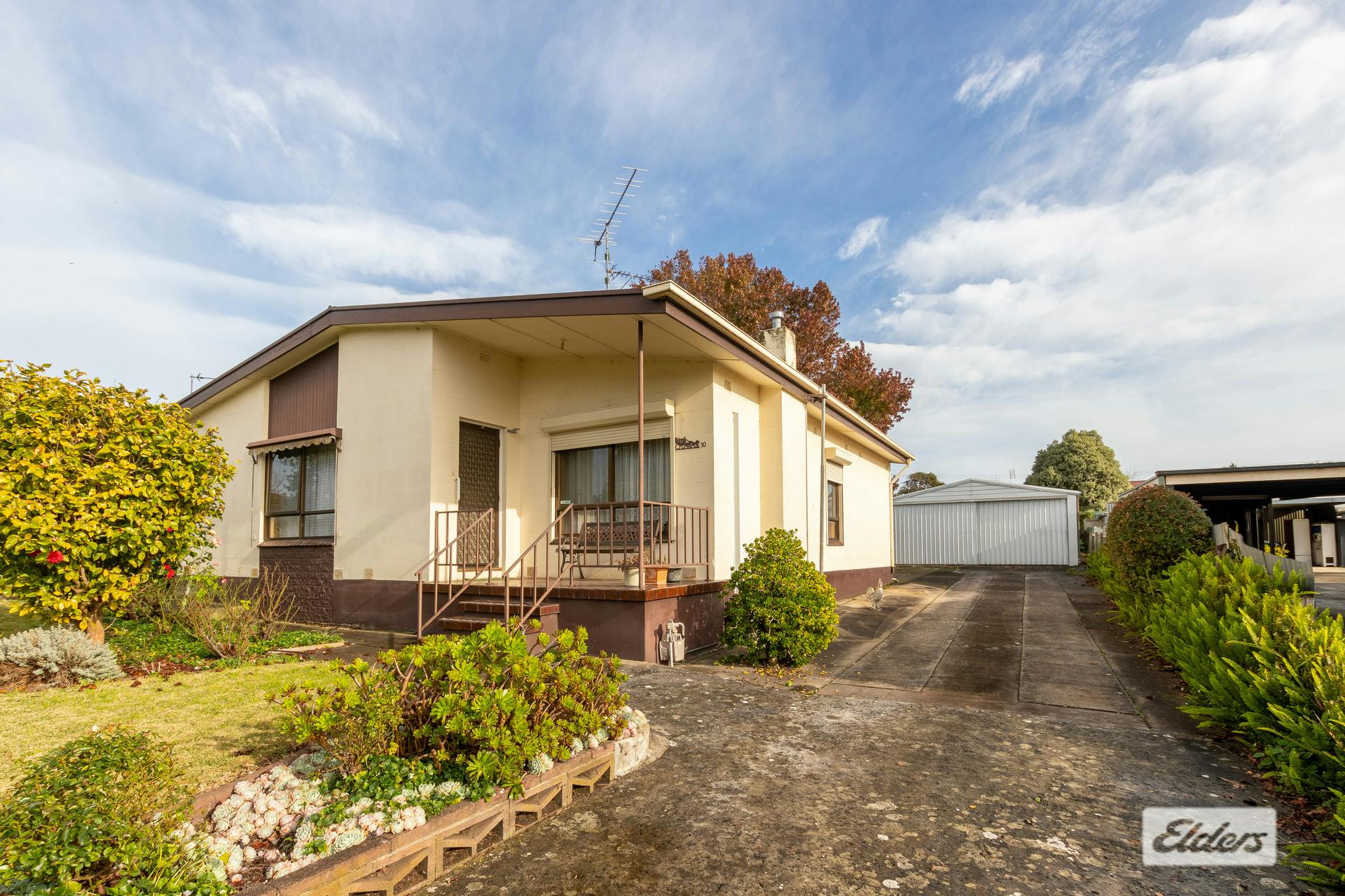 10 Stone Avenue, Mount Gambier, SA, 5290 Sold Elders Real Estate