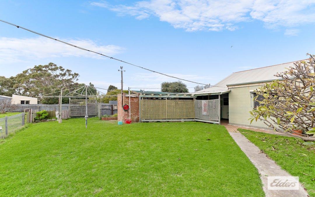 65 Bay Road, Victor Harbor, SA, 5211 - Image 23