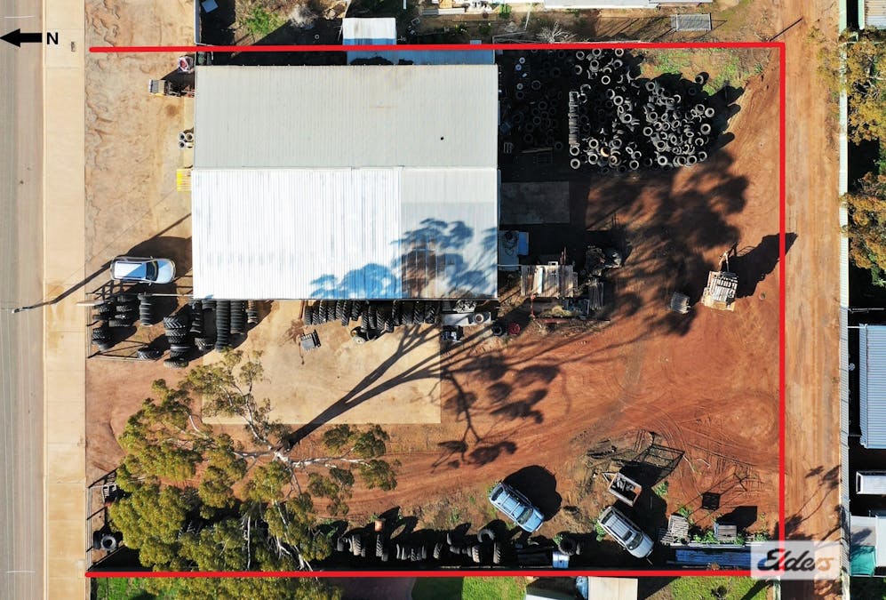 84 & 86 Stubbs Street, Lake Grace, WA, 6353 - Image 2