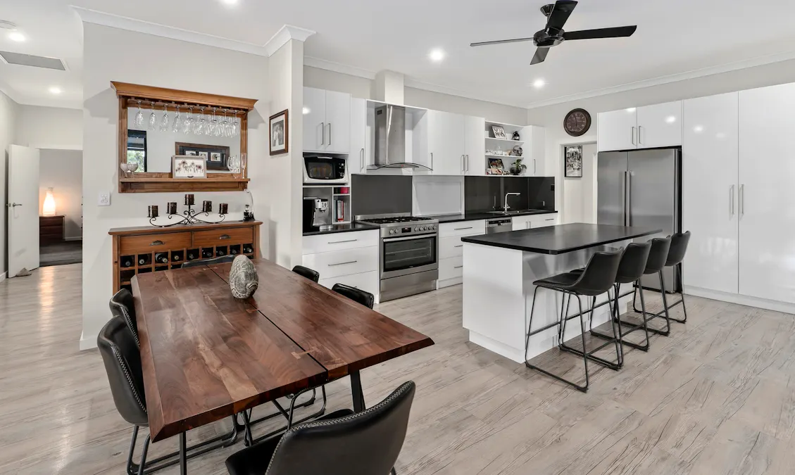 13 Harrington Road, Kingston On Murray, SA, 5331 - Image 10