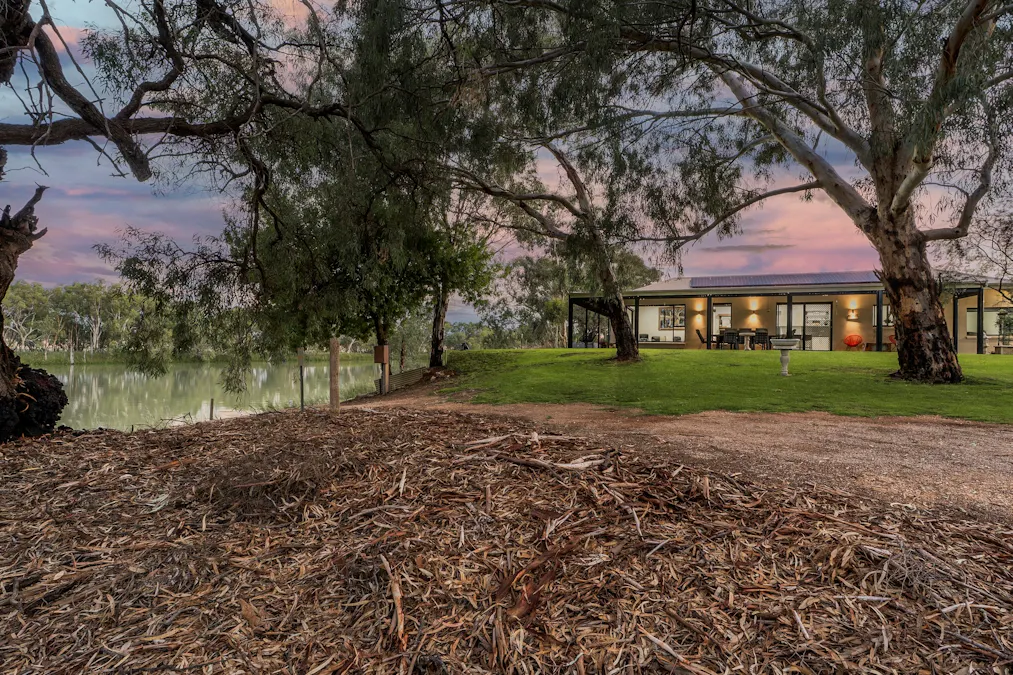 13 Harrington Road, Kingston On Murray, SA, 5331 - Image 28