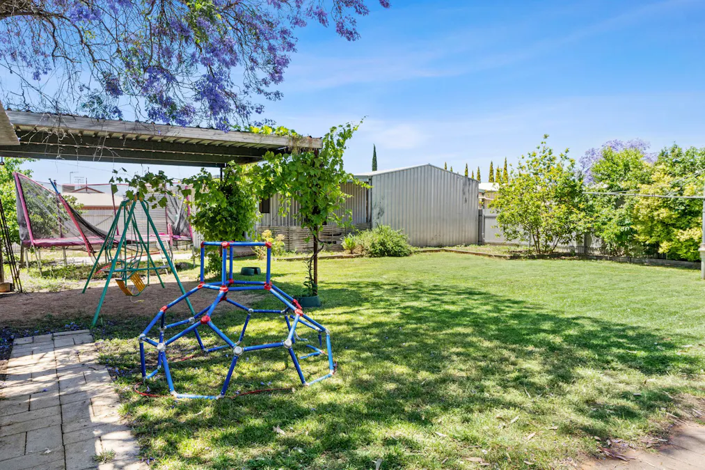 210 SIXTEENTH Street, Renmark, SA, 5341 - Image 11
