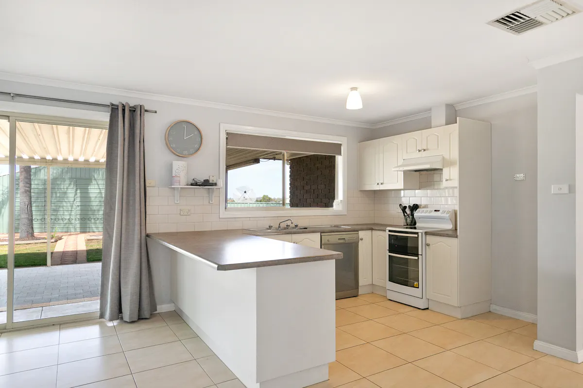 13 Padman Court — photo 2 of 16