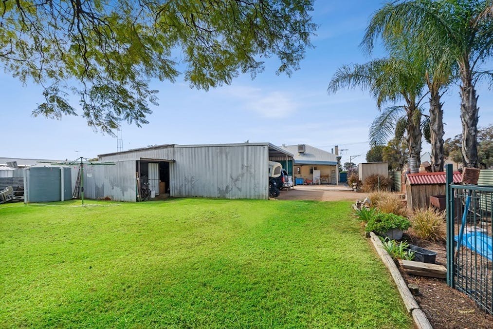 18 Fowles Street, Barmera, SA, 5345 - Image 8