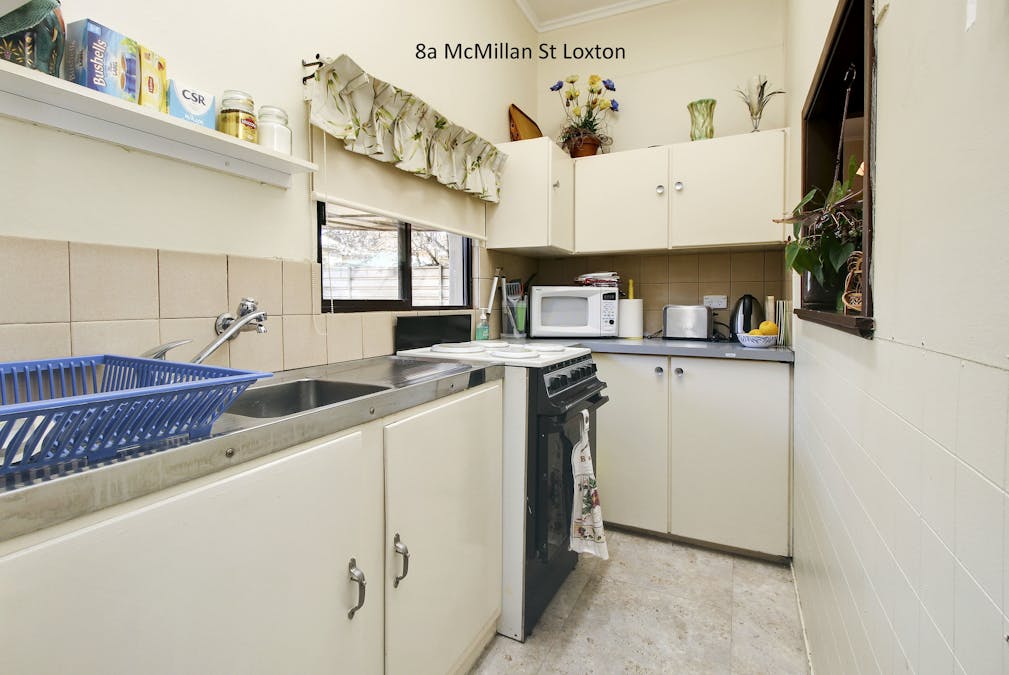 8 McMillan Street, Loxton, SA, 5333 - Image 8