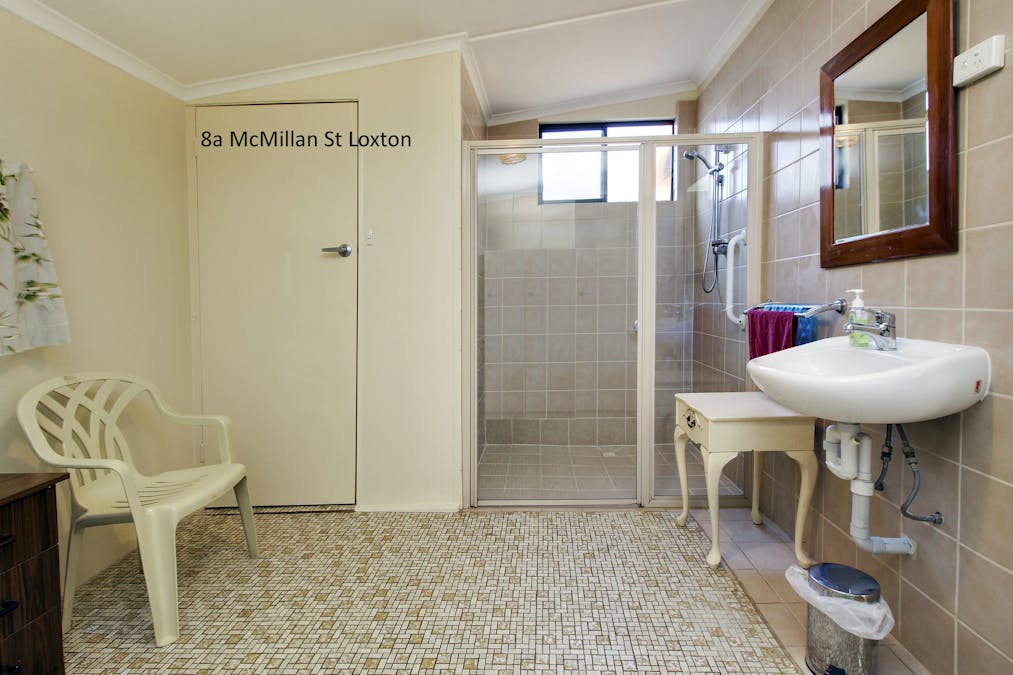 8 McMillan Street, Loxton, SA, 5333 - Image 7