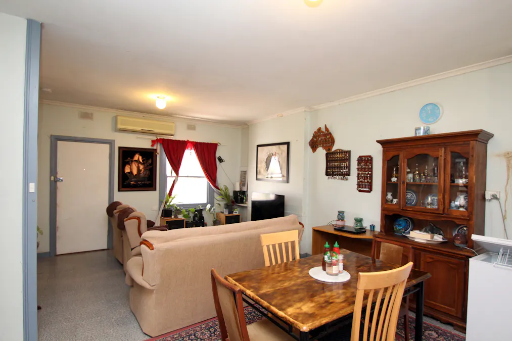 13 Hopkins Street, Renmark, SA, 5341 - Image 4