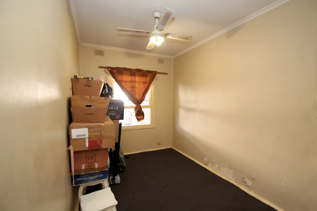 13 Hopkins Street, Renmark, SA, 5341 - Image 6