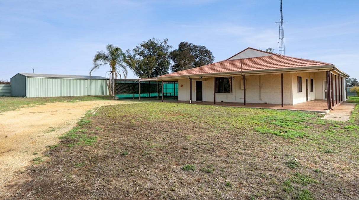 17204 Sturt Highway, Barmera, SA, 5345 - Image 9