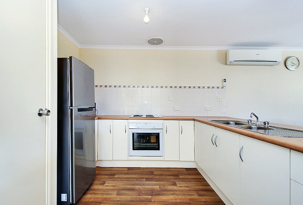 12 Schick Street, Loxton, SA, 5333 - Image 6