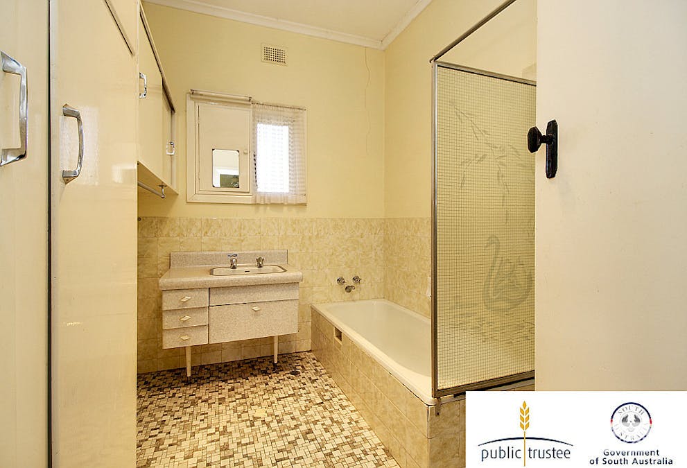 5 Wodonga Avenue, Loxton, SA, 5333 - Image 9