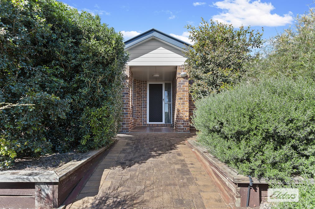 35 Currawong Drive, Highfields, QLD, 4352 - Image 2