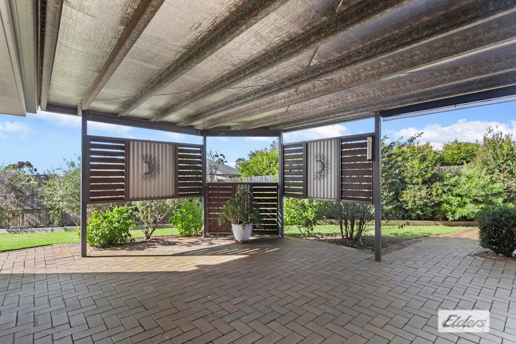 35 Currawong Drive, Highfields, QLD, 4352 - Image 16