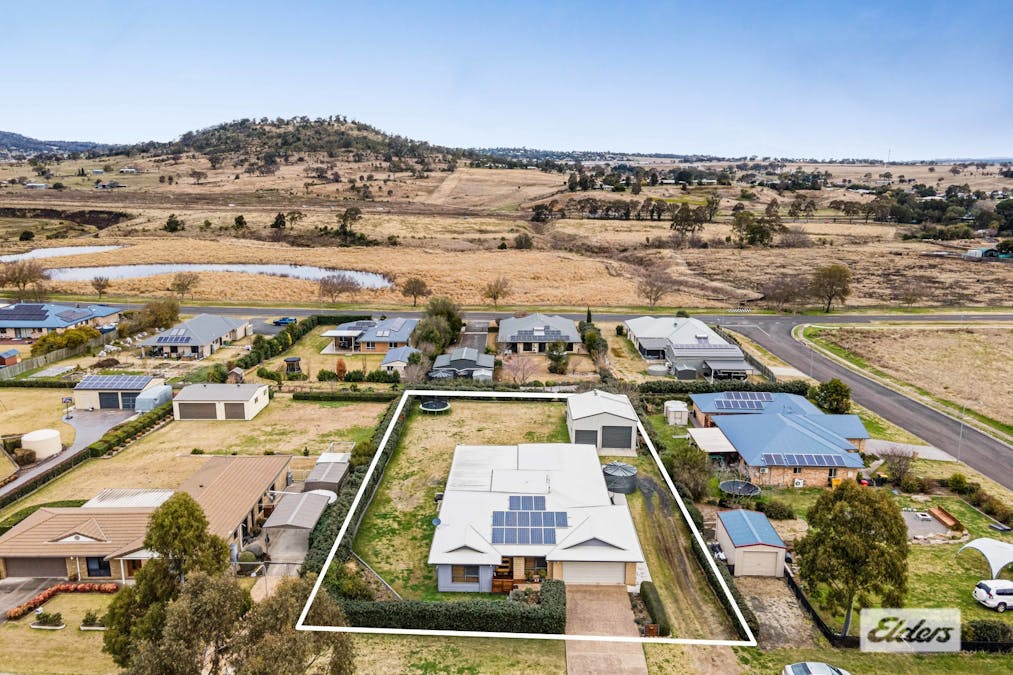 5 Tea Tree Court, Gowrie Junction, QLD, 4352 - Image 2