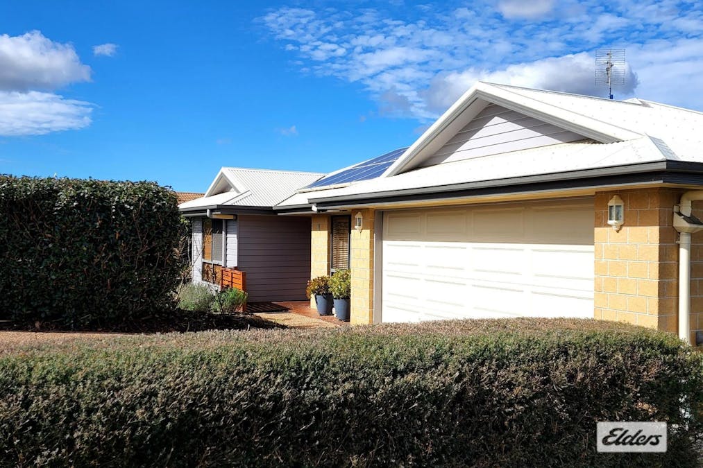 5 Tea Tree Court, Gowrie Junction, QLD, 4352 - Image 1