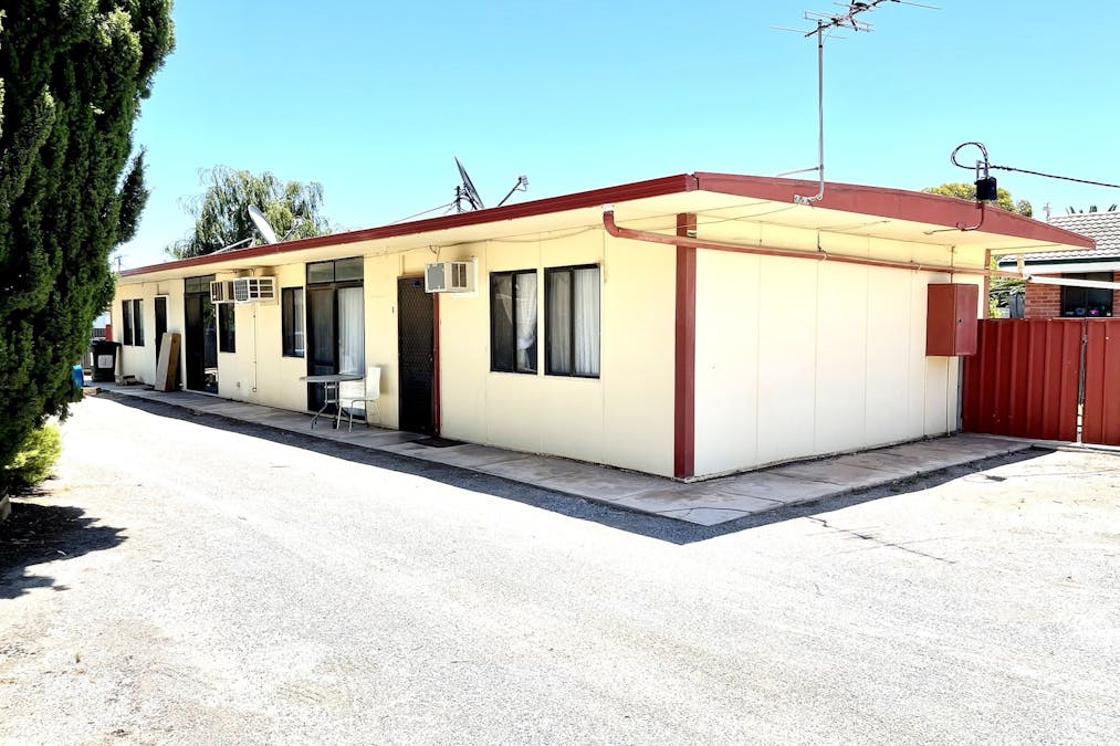 Unit 1/& 2 3 Lambeff Street, Ceduna, SA, 5690 - Image 1