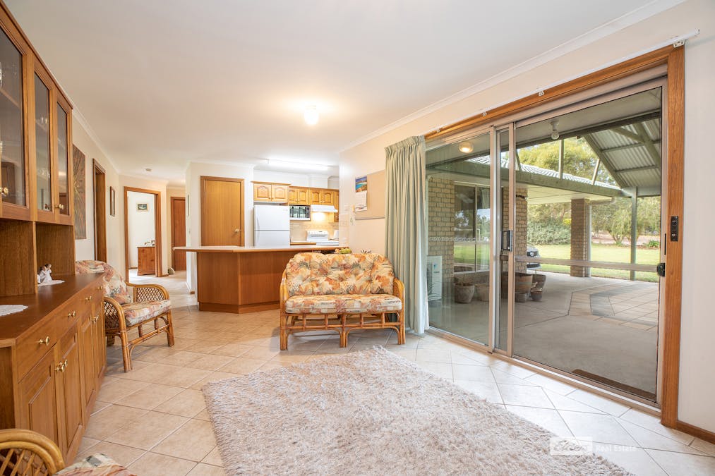 308 Cedar Avenue, Naracoorte, SA, 5271 - Image 6