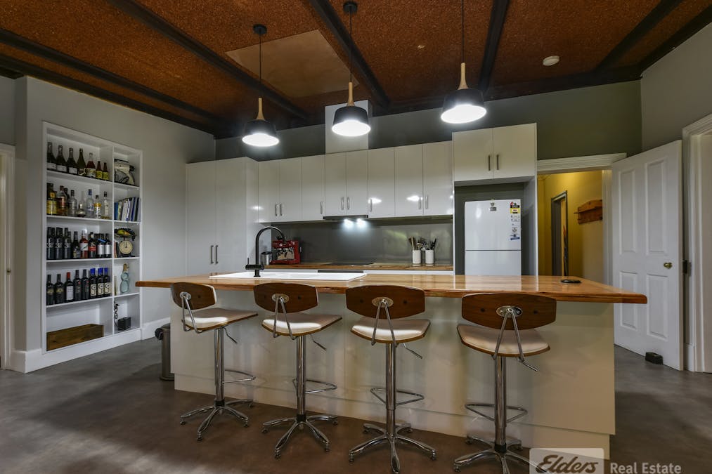 21 Short Street, Millicent, SA, 5280 - Image 9