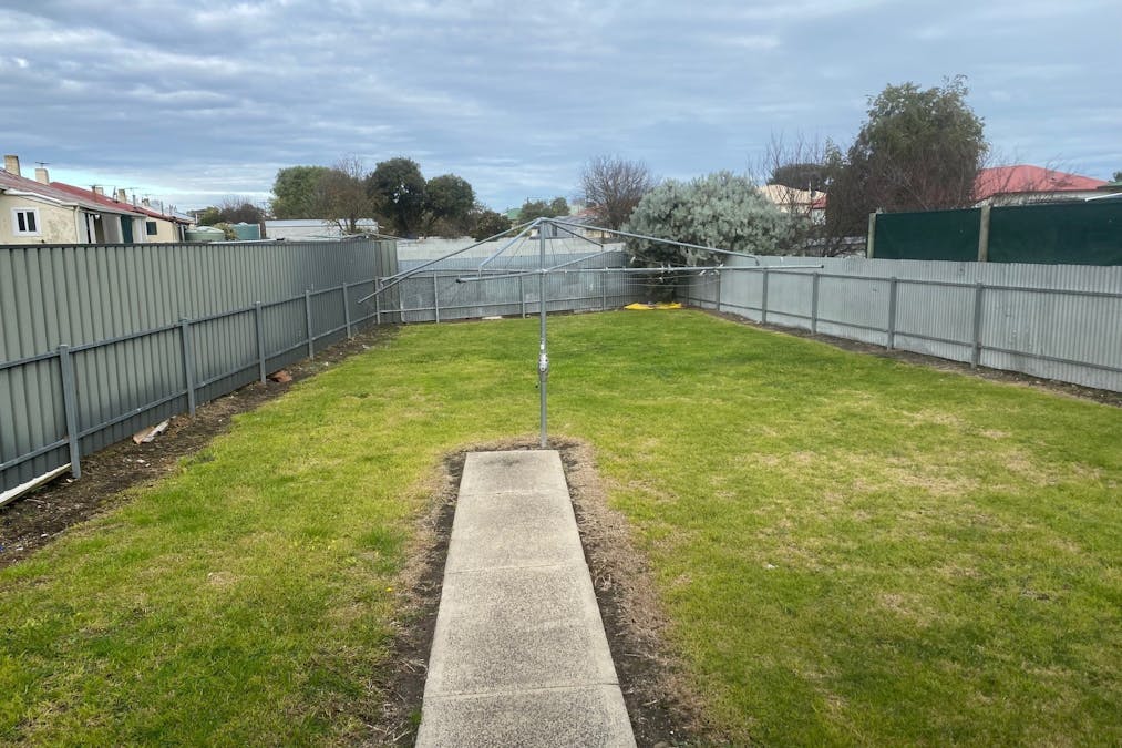 1 Nitschke Street, Millicent, SA, 5280 - Image 2