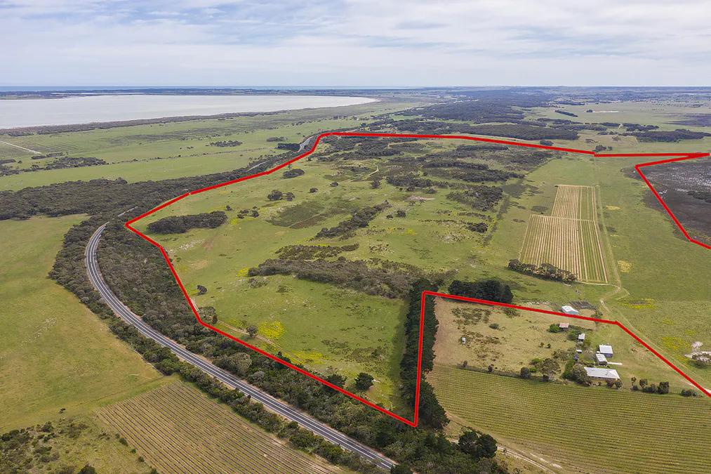 227 Clay Wells Road, Robe, SA, 5276 - Image 4