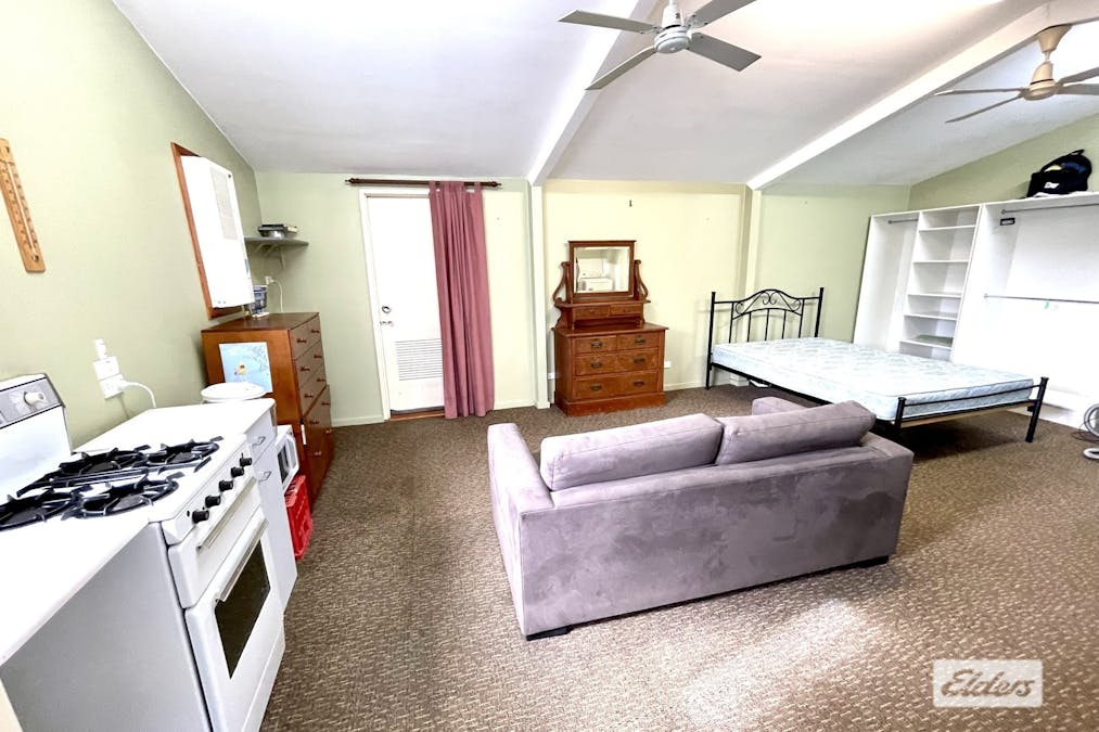 70 & 70A O'Loughlin Street, Ceduna, SA, 5690 - Image 19