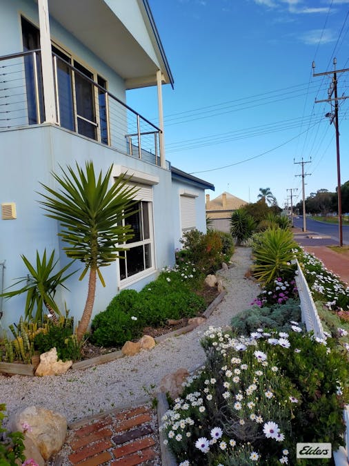 70 & 70A O'Loughlin Street, Ceduna, SA, 5690 - Image 20